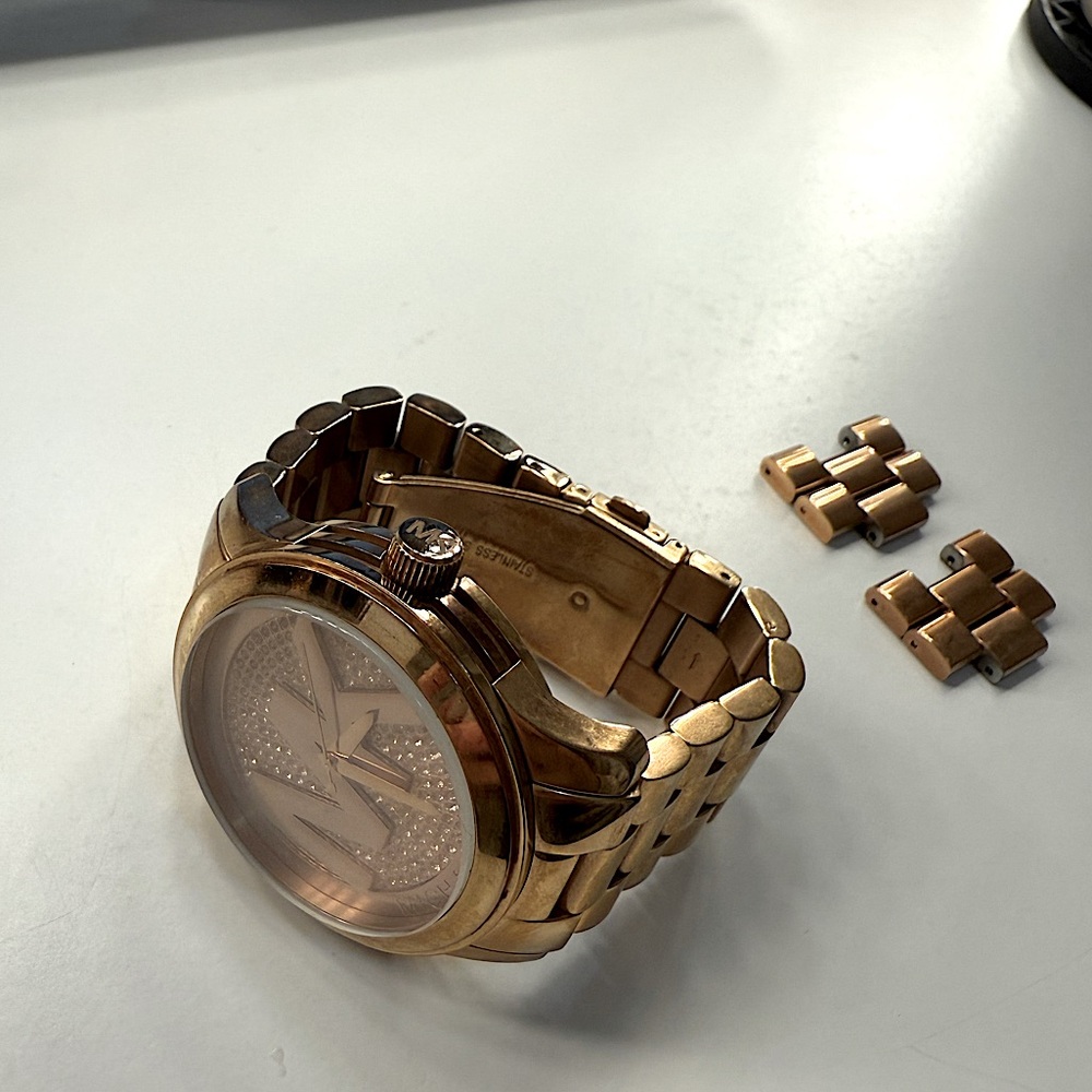 Michael Kors Runway Rose Dial Rose Gold Plated Ladies Watch w/ Links - Picture 2 of 5